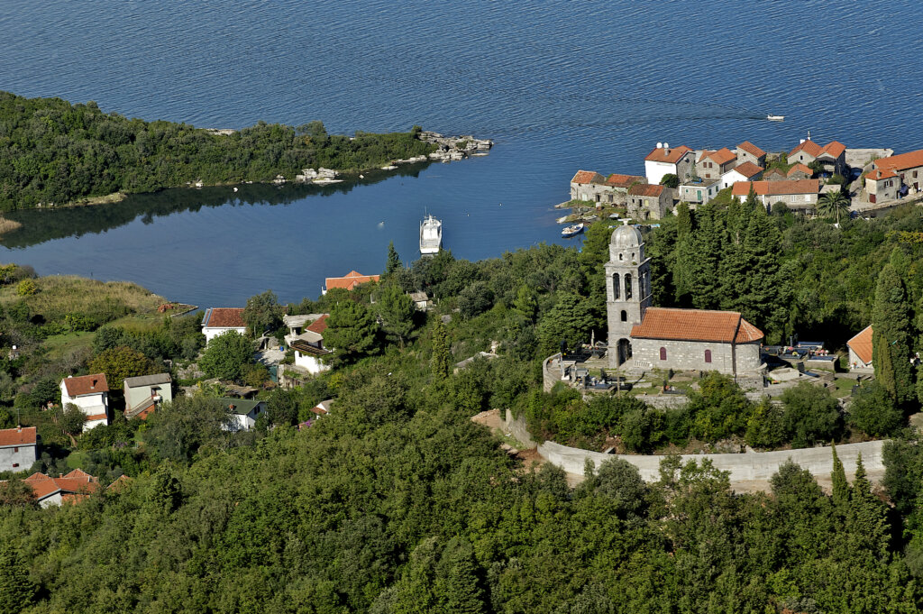 Village, Lustica Peninsula